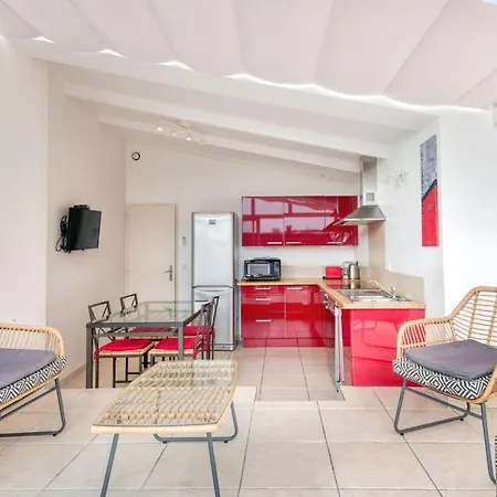 La Terrasse Apartment *